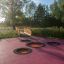 Round trampoline (150 cm) paindlikud ümmargused hüppenõud mänguväljakul.
