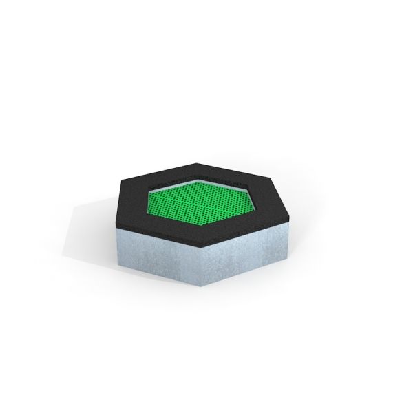 Honeycomb Trampoline kuusnurkse kujuga mänguväljakutrampoliin rohelise hüppenetiga.