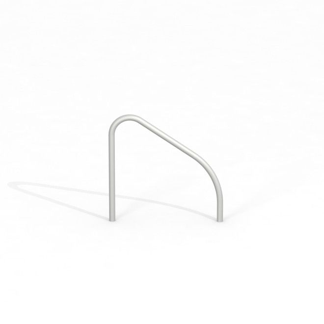 Slanted bicycle stand lihtsa ja modernse disainiga, valge värvusega jalgrattahoidja mänguväljaku jao