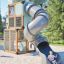 Box mänguväljak madala spiraalliumäega lasteaiast.