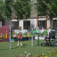 Accessible educational playset liikumispuudega laste mänguväljakul linnaaias.