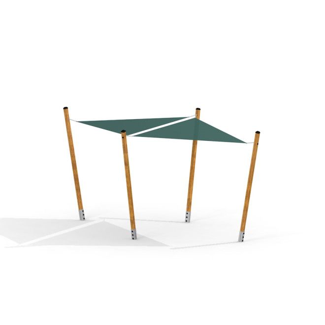 Sun Shades varikatuse disain mänguväljakule nelja puidust postiga.