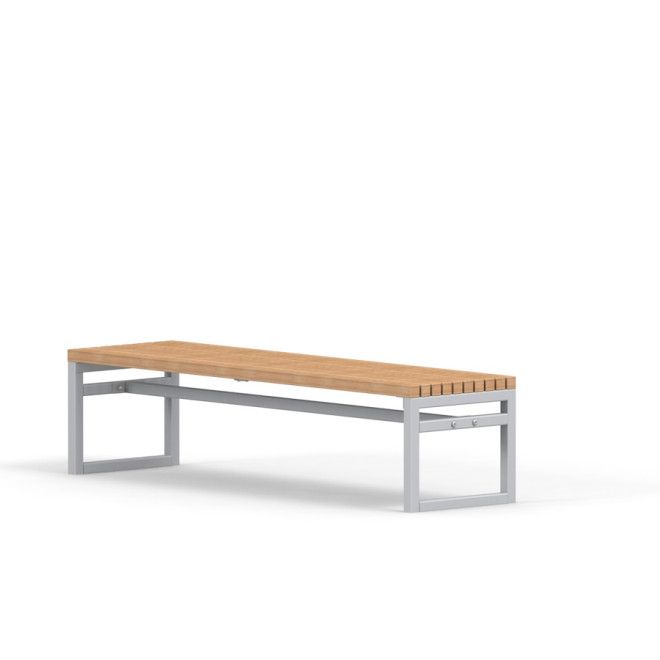 Kyoto pink metallraamiga ja puidust istmepinnaga, sobib mänguväljakule.